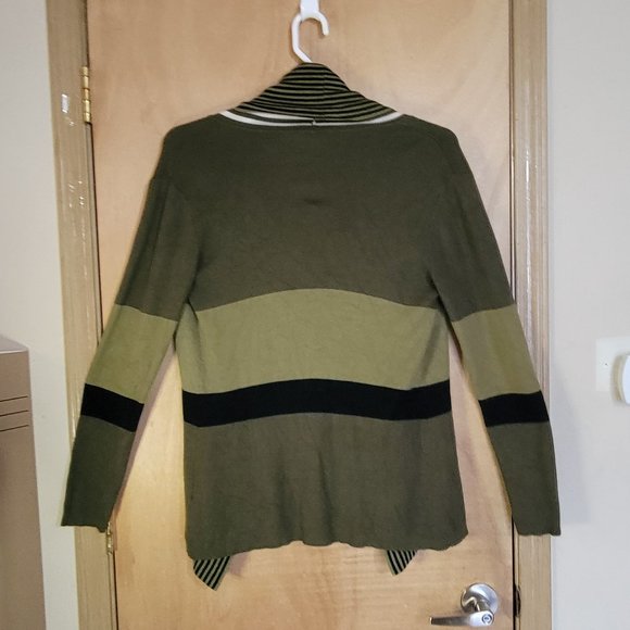 Kaily K L Cardigan Sweater Green Striped - Picture 2 of 5